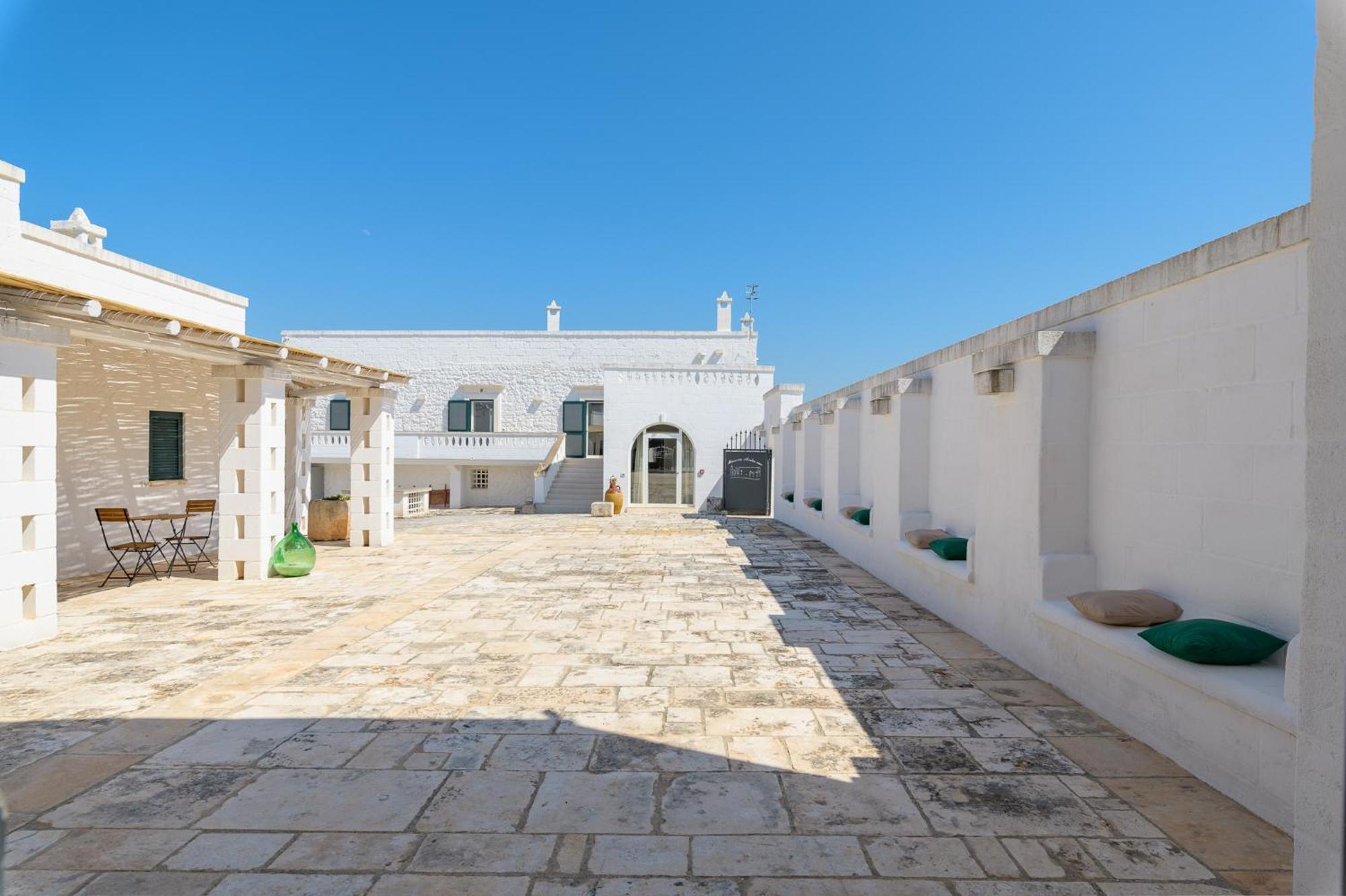 Masseria Abadia Uno Остуні Екстер'єр фото